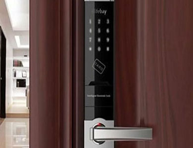 双鸭山市24小时上门开锁公司