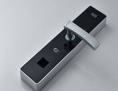 双鸭山市24小时上门开锁公司