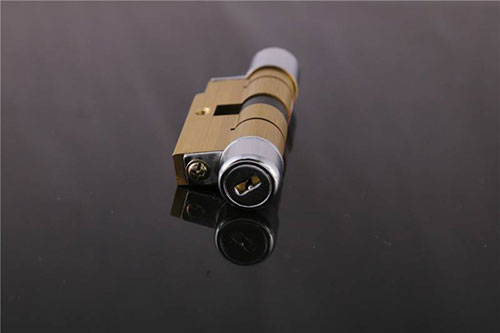 双鸭山市24小时上门开锁公司