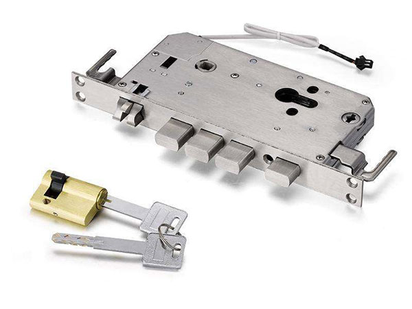 双鸭山市24小时上门开锁公司